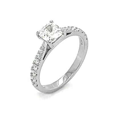 Lumbers Pre-Owned Plat 0.71cts Cushion Cut Diamond Ring