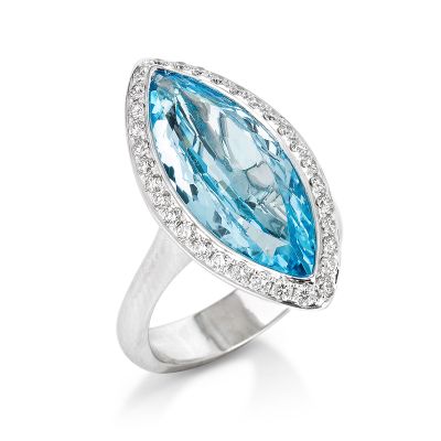 Lumbers Pre-Owned 18ct Gold Blue Topaz & Diamond Ring