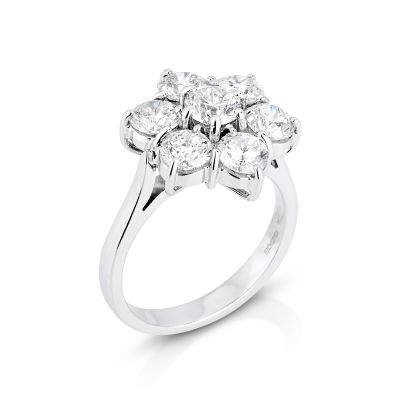 Lumbers 18ct Gold 3.16ct Diamond Daisy Cluster Ring