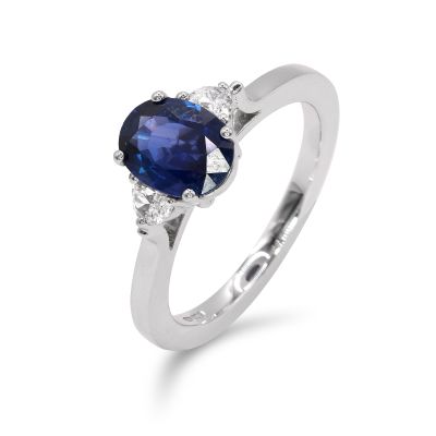 Lumbers 18ct Gold 1.41ct Sapphire & Diamond Ring