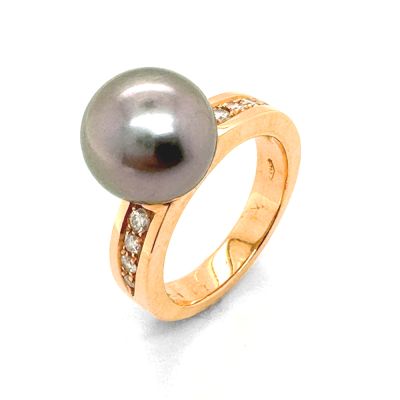 Lumbers Pre-Owned 18ct Gold 11mm Tahitian & Diamond Ring