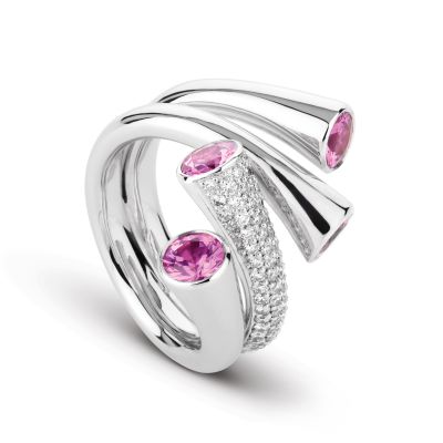 Lumbers 18ct Gold Tulipa Sapphire & Diamond Twist Ring