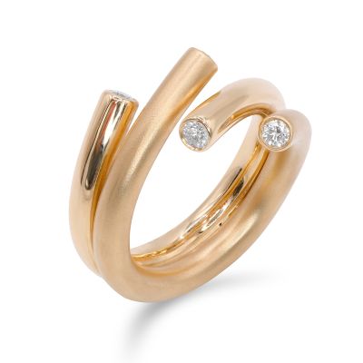 Lumbers 18ct Gold Tulipa 0.28ct Diamond Twist Ring