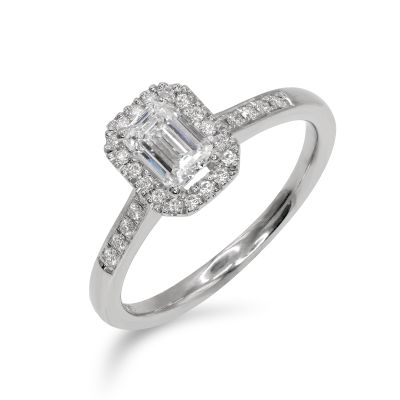 Lumbers Pre-Owned Plat 0.71cts Diamond Cluster Ring