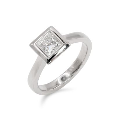 Lumbers Pre-Owned Plat 0.33cts Diamond Rub Over Ring