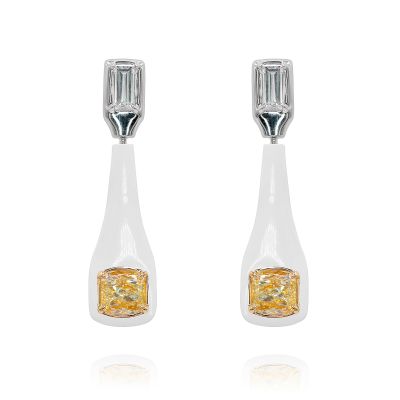 Lumbers 18ct Gold Yellow & White Diamond & Ceramic Earring