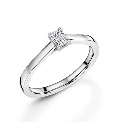 Love Lumbers Love Lumbers Platinum 0.26ct Emerald Cut Diamond Ring